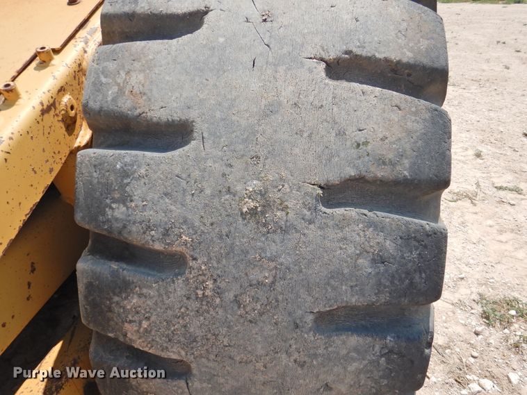 image for item DK2401 1997 Caterpillar 613C Series II  elevating scraper