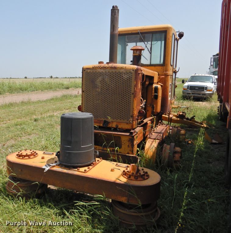 image for item DK2402 1969 Caterpillar 14E  rigid frame motor grader