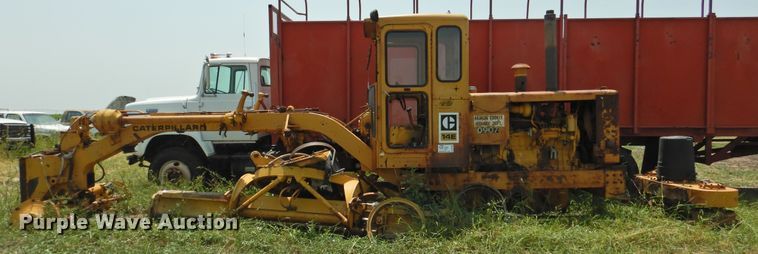 image for item DK2402 1969 Caterpillar 14E  rigid frame motor grader