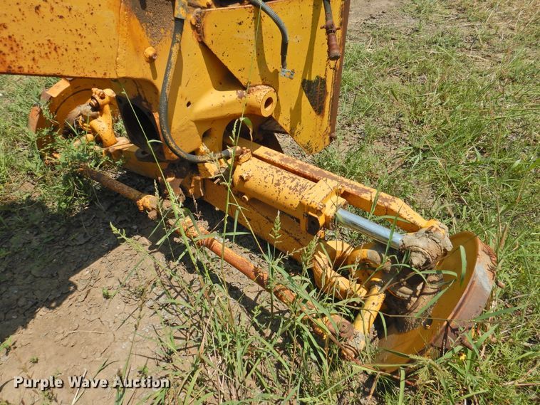 image for item DK2402 1969 Caterpillar 14E  rigid frame motor grader