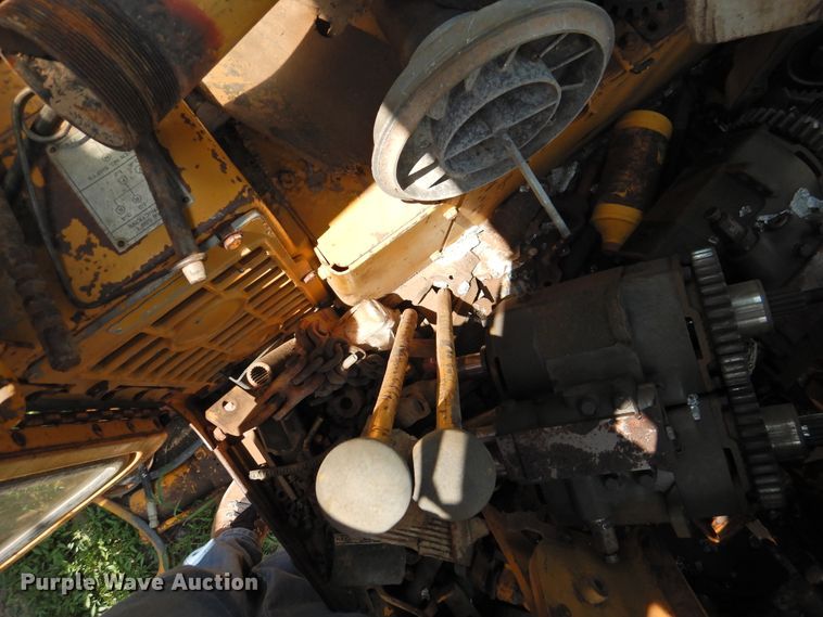 image for item DK2402 1969 Caterpillar 14E  rigid frame motor grader