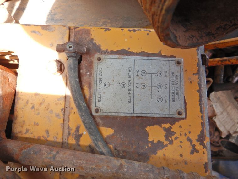 image for item DK2402 1969 Caterpillar 14E  rigid frame motor grader