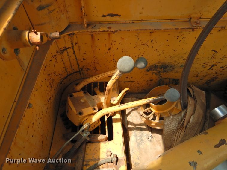 image for item DK2402 1969 Caterpillar 14E  rigid frame motor grader