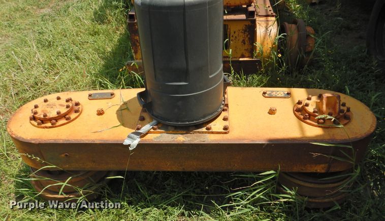 image for item DK2402 1969 Caterpillar 14E  rigid frame motor grader