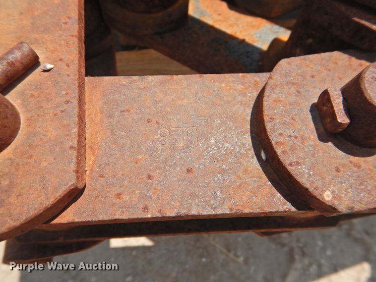 image for item DK2403 Caterpillar 613 / 613C Series II scraper chains and sprockets