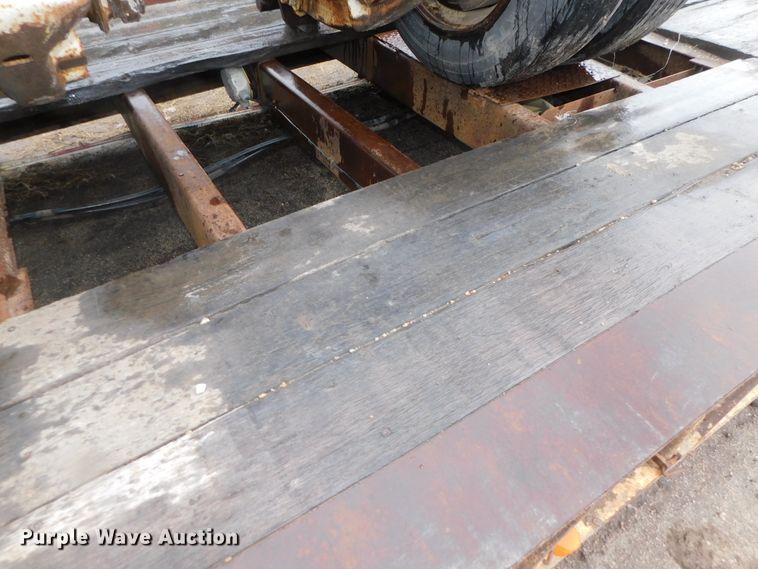 image for item DK8502 1994 Load King 403DFP  lowboy equipment trailer