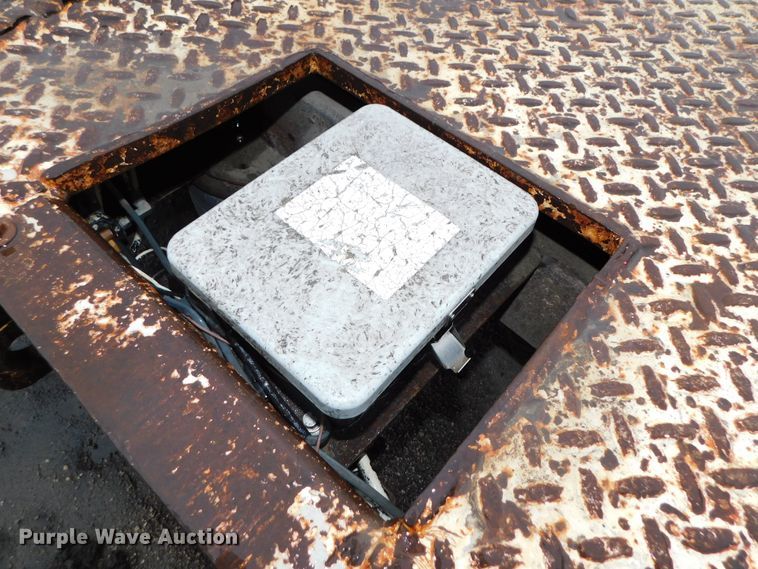 image for item DK8502 1994 Load King 403DFP  lowboy equipment trailer