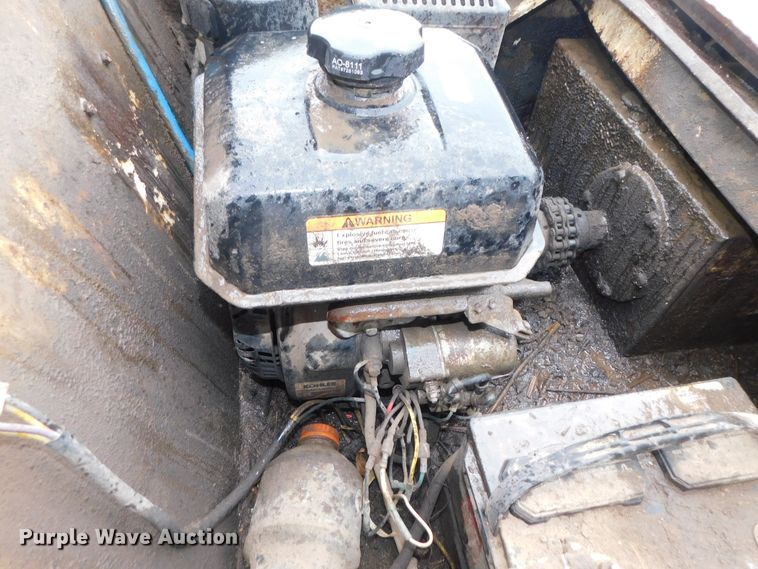 image for item DK8502 1994 Load King 403DFP  lowboy equipment trailer