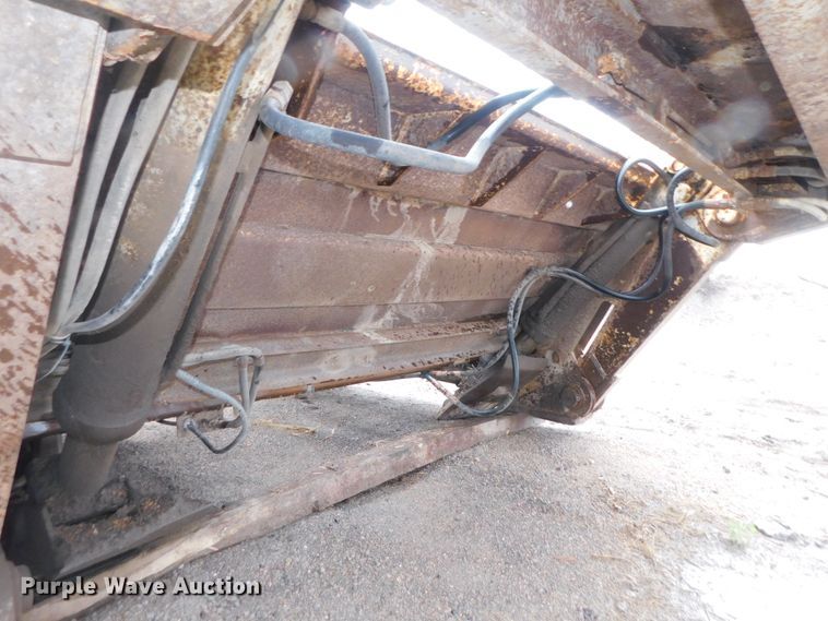 image for item DK8502 1994 Load King 403DFP  lowboy equipment trailer