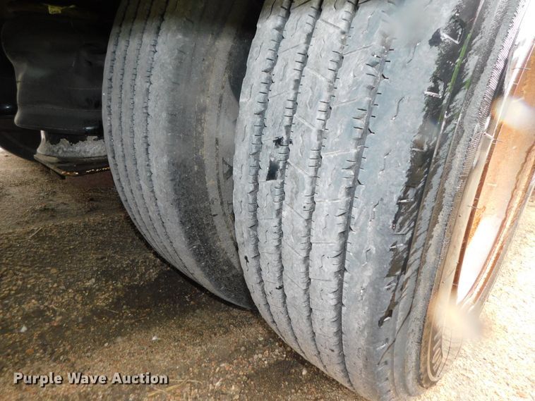 image for item DK8502 1994 Load King 403DFP  lowboy equipment trailer