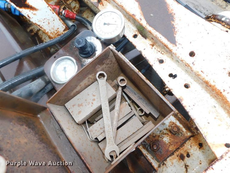 image for item DK8502 1994 Load King 403DFP  lowboy equipment trailer