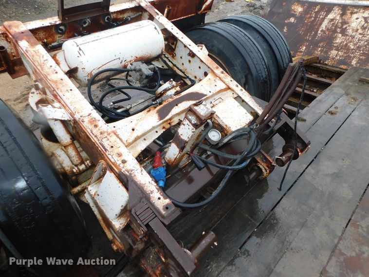 image for item DK8502 1994 Load King 403DFP  lowboy equipment trailer