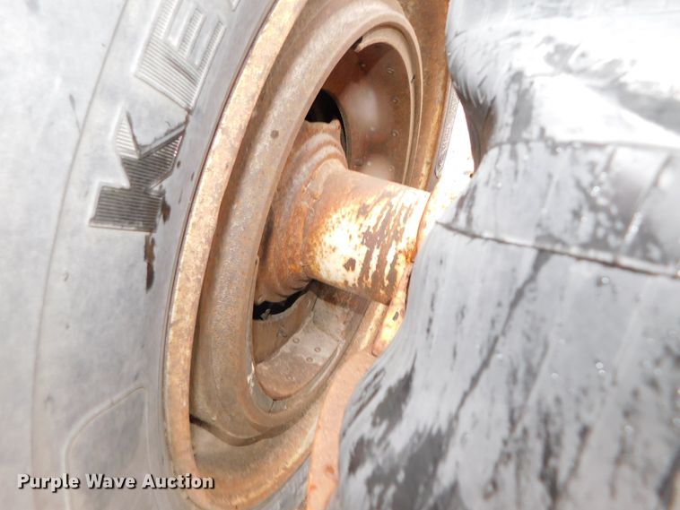 image for item DK8502 1994 Load King 403DFP  lowboy equipment trailer