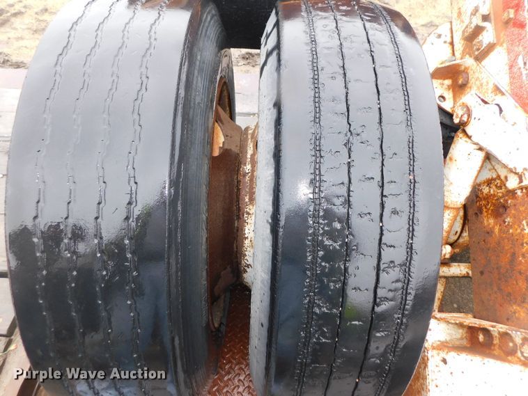 image for item DK8502 1994 Load King 403DFP  lowboy equipment trailer