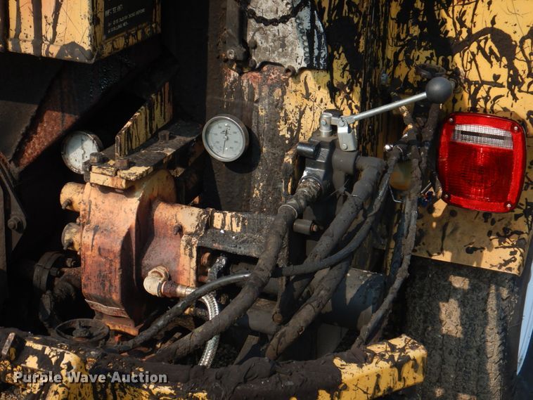 image for item DL0101 Bear Cat BK250D  melter / applicator