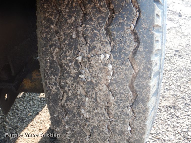 image for item DL0101 Bear Cat BK250D  melter / applicator