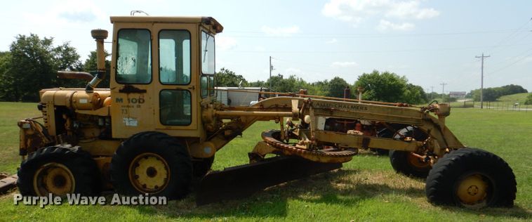 image for item DL0531 Allis-Chalmers M100 Series B  rigid frame motor grader