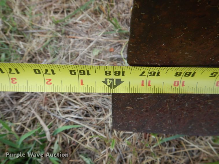 image for item DL0531 Allis-Chalmers M100 Series B  rigid frame motor grader