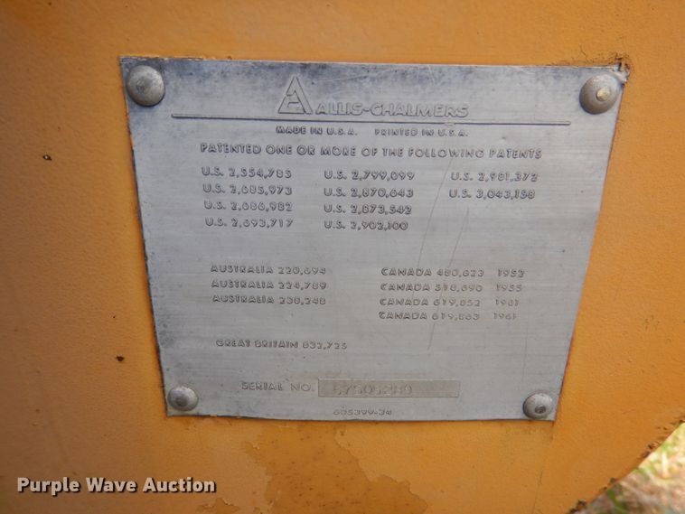 image for item DL0531 Allis-Chalmers M100 Series B  rigid frame motor grader