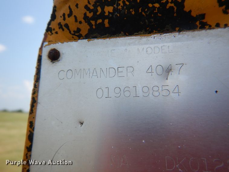 image for item DL0533 1996 International 4700  digger derrick truck