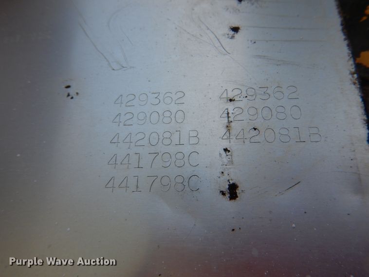 image for item DL0533 1996 International 4700  digger derrick truck