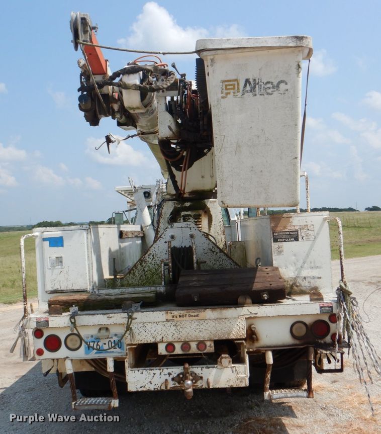 image for item DL0534 1996 Ford F800  bucket truck