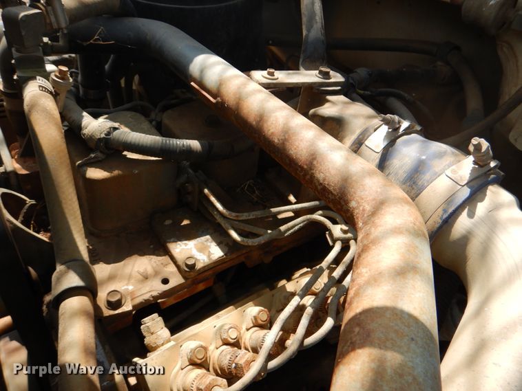 image for item DL0534 1996 Ford F800  bucket truck