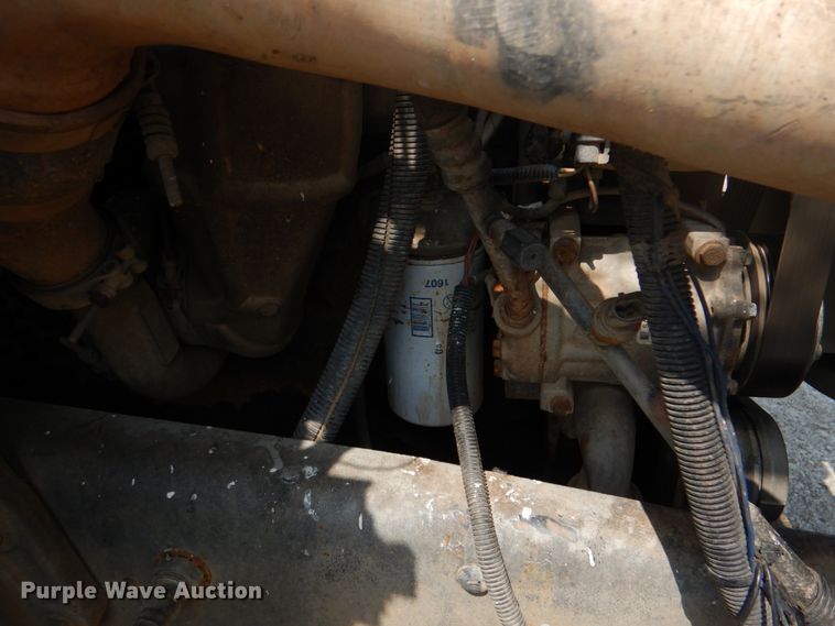 image for item DL0534 1996 Ford F800  bucket truck