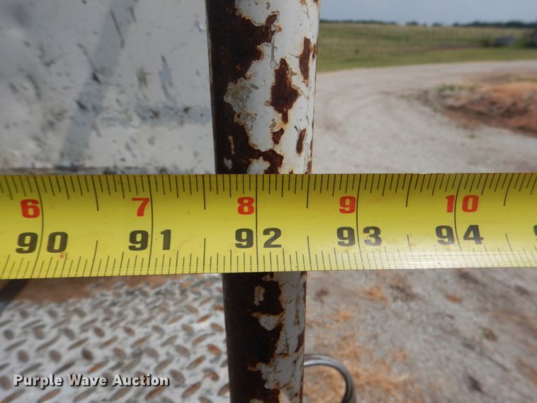 image for item DL0534 1996 Ford F800  bucket truck