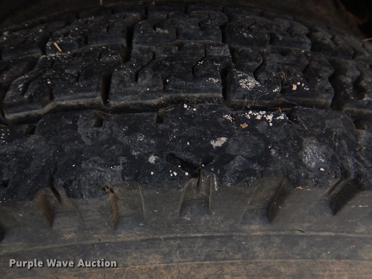 image for item DL0534 1996 Ford F800  bucket truck