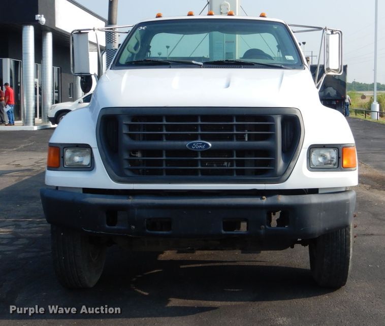 image for item DL4994 2003 Ford F750 Super Duty  crane truck