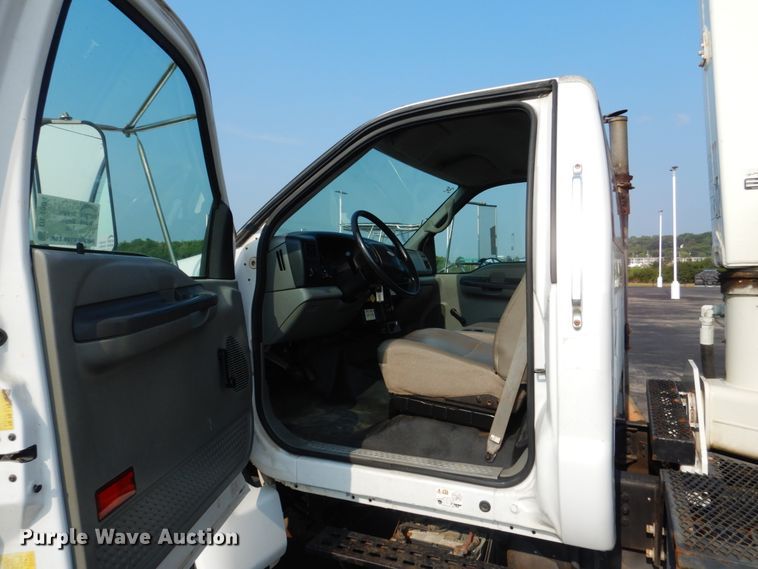 image for item DL4994 2003 Ford F750 Super Duty  crane truck