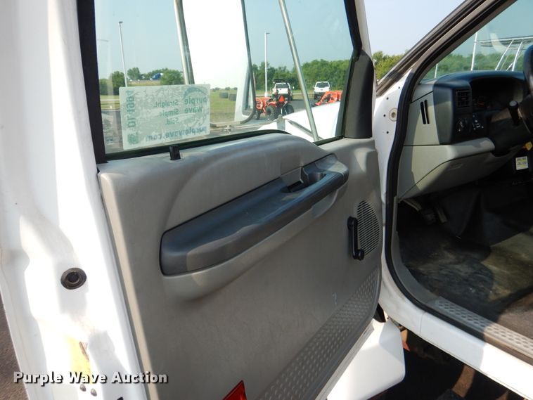 image for item DL4994 2003 Ford F750 Super Duty  crane truck