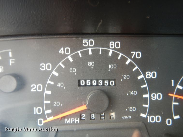 image for item DL4994 2003 Ford F750 Super Duty  crane truck