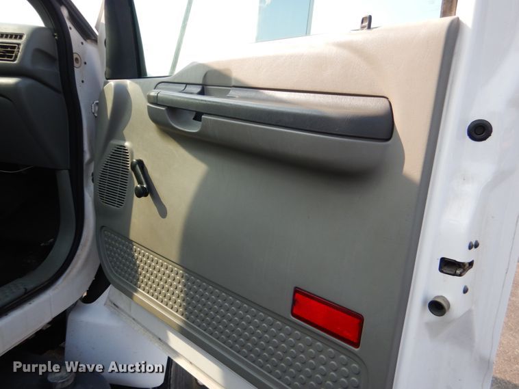 image for item DL4994 2003 Ford F750 Super Duty  crane truck