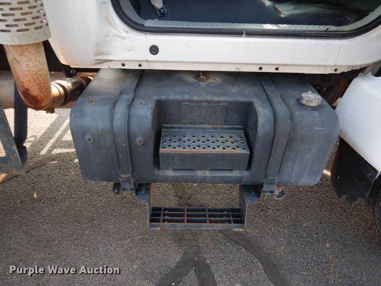 image for item DL4994 2003 Ford F750 Super Duty  crane truck