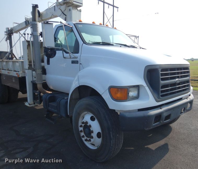 image for item DL4994 2003 Ford F750 Super Duty  crane truck