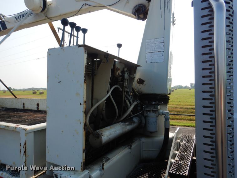 image for item DL4994 2003 Ford F750 Super Duty  crane truck