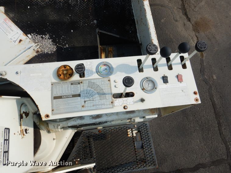 image for item DL4994 2003 Ford F750 Super Duty  crane truck