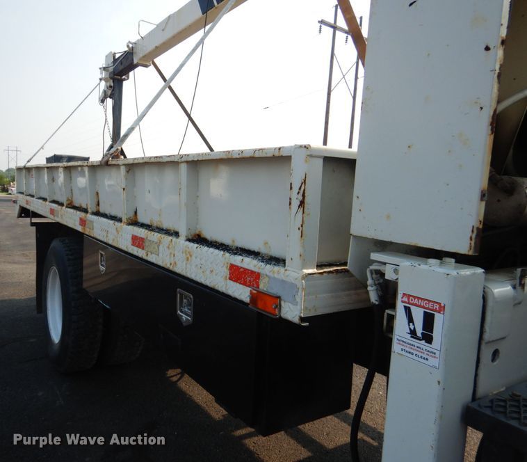 image for item DL4994 2003 Ford F750 Super Duty  crane truck