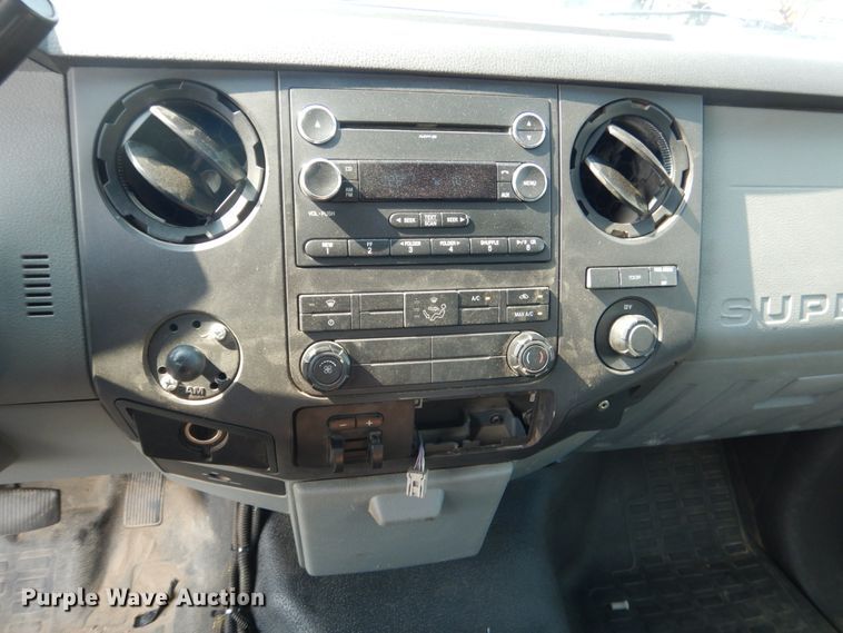 image for item DL4997 2012 Ford F550 Super Duty XL  utility / service truck