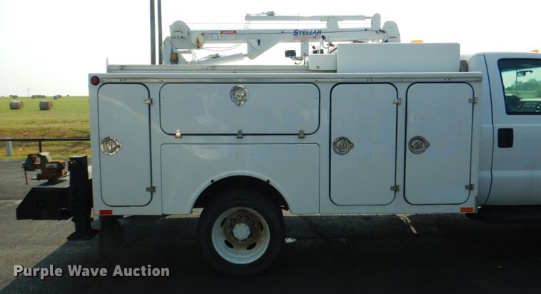 image for item DL4997 2012 Ford F550 Super Duty XL  utility / service truck