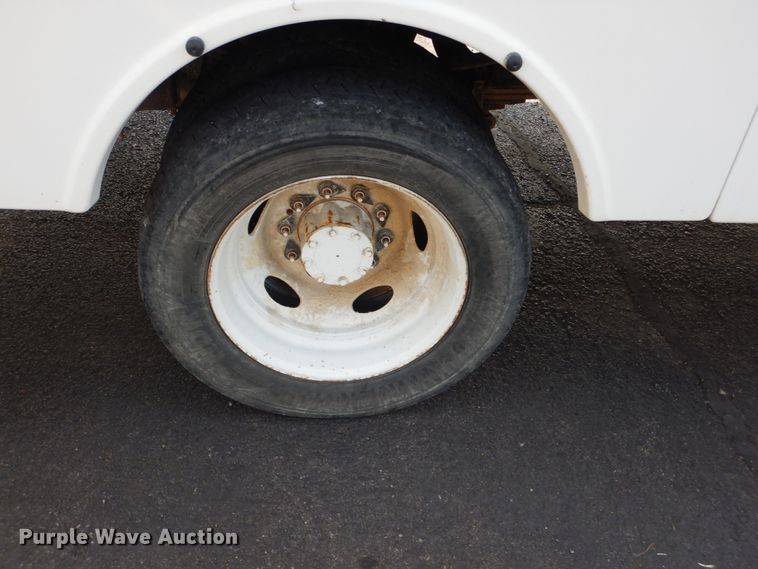 image for item DL4997 2012 Ford F550 Super Duty XL  utility / service truck