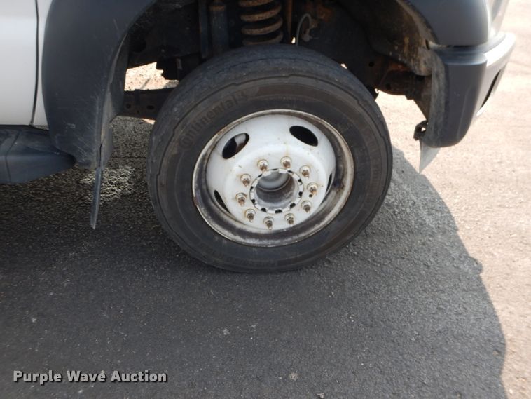 image for item DL4997 2012 Ford F550 Super Duty XL  utility / service truck