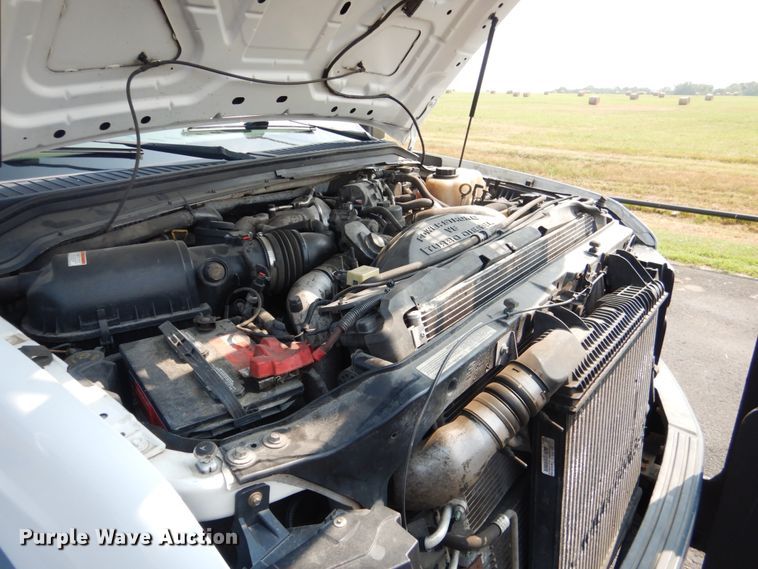 image for item DL4998 2010 Ford F550 Super Duty XL  utility / service truck