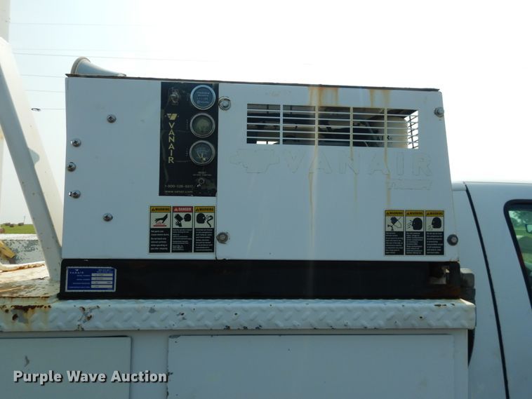 image for item DL4998 2010 Ford F550 Super Duty XL  utility / service truck