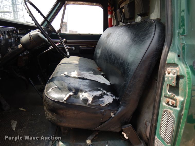 image for item DL5496 1971 Chevrolet C60  dump truck