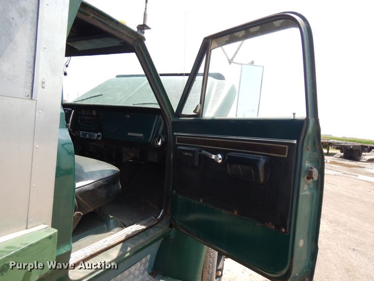 image for item DL5496 1971 Chevrolet C60  dump truck