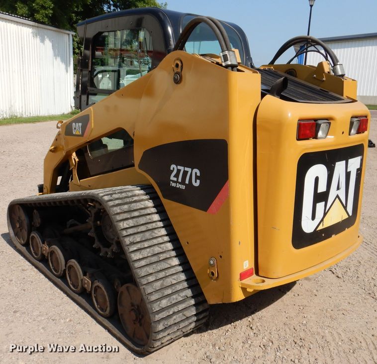 image for item DL5738 2010 Caterpillar 277C  tracked skid steer loader