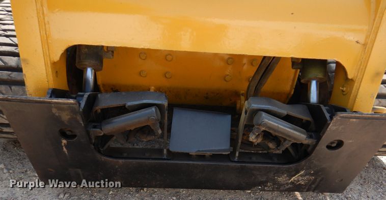 image for item DL5738 2010 Caterpillar 277C  tracked skid steer loader